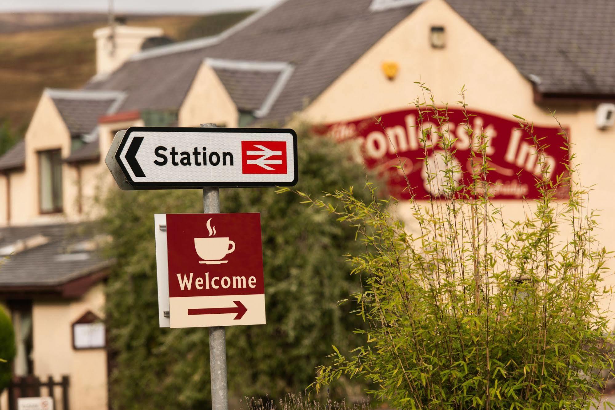 The Stronlossit Inn Fort William Exterior foto